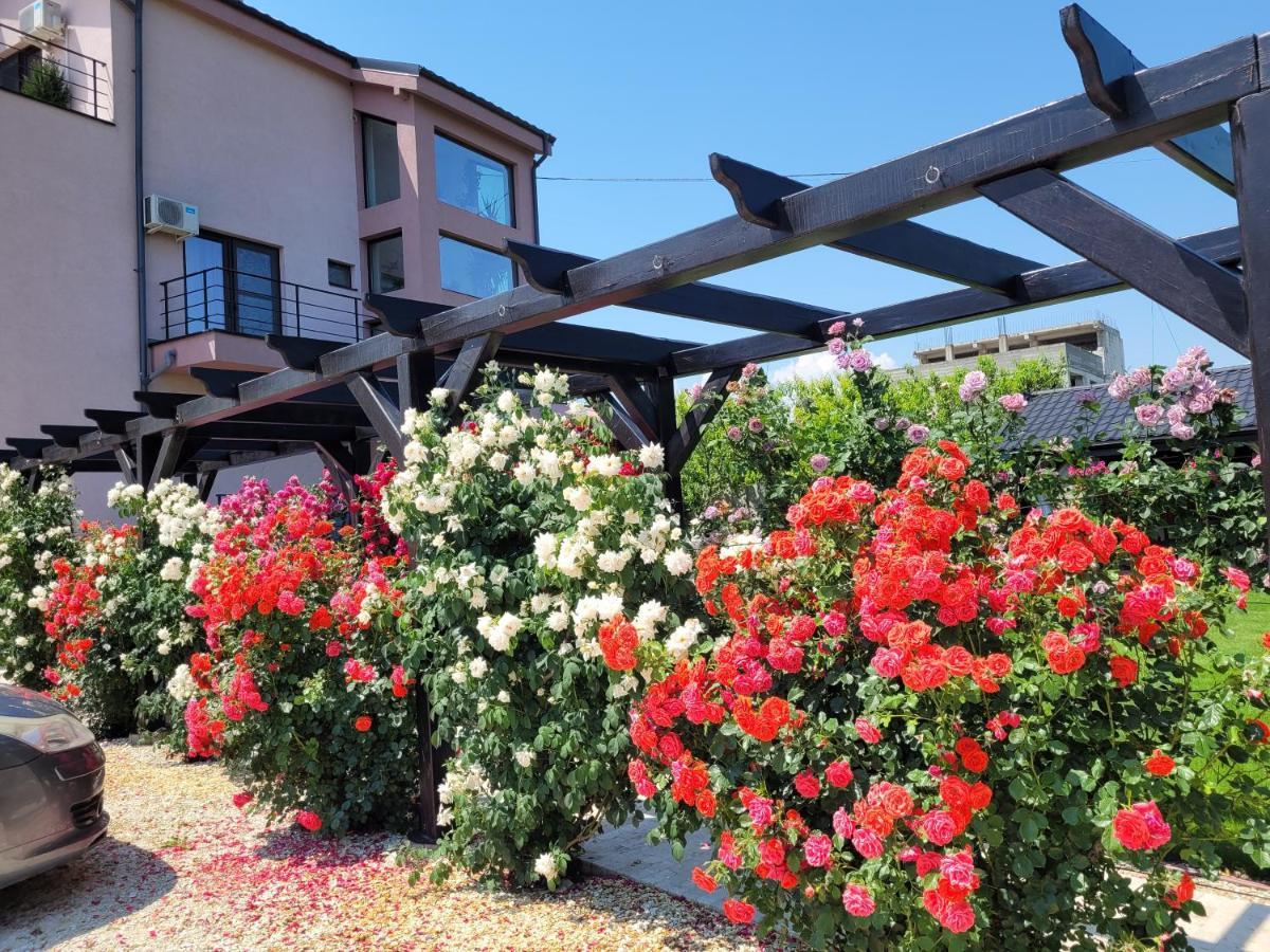 Kys House Hotel เตคีร์กิโอล ภายนอก รูปภาพ