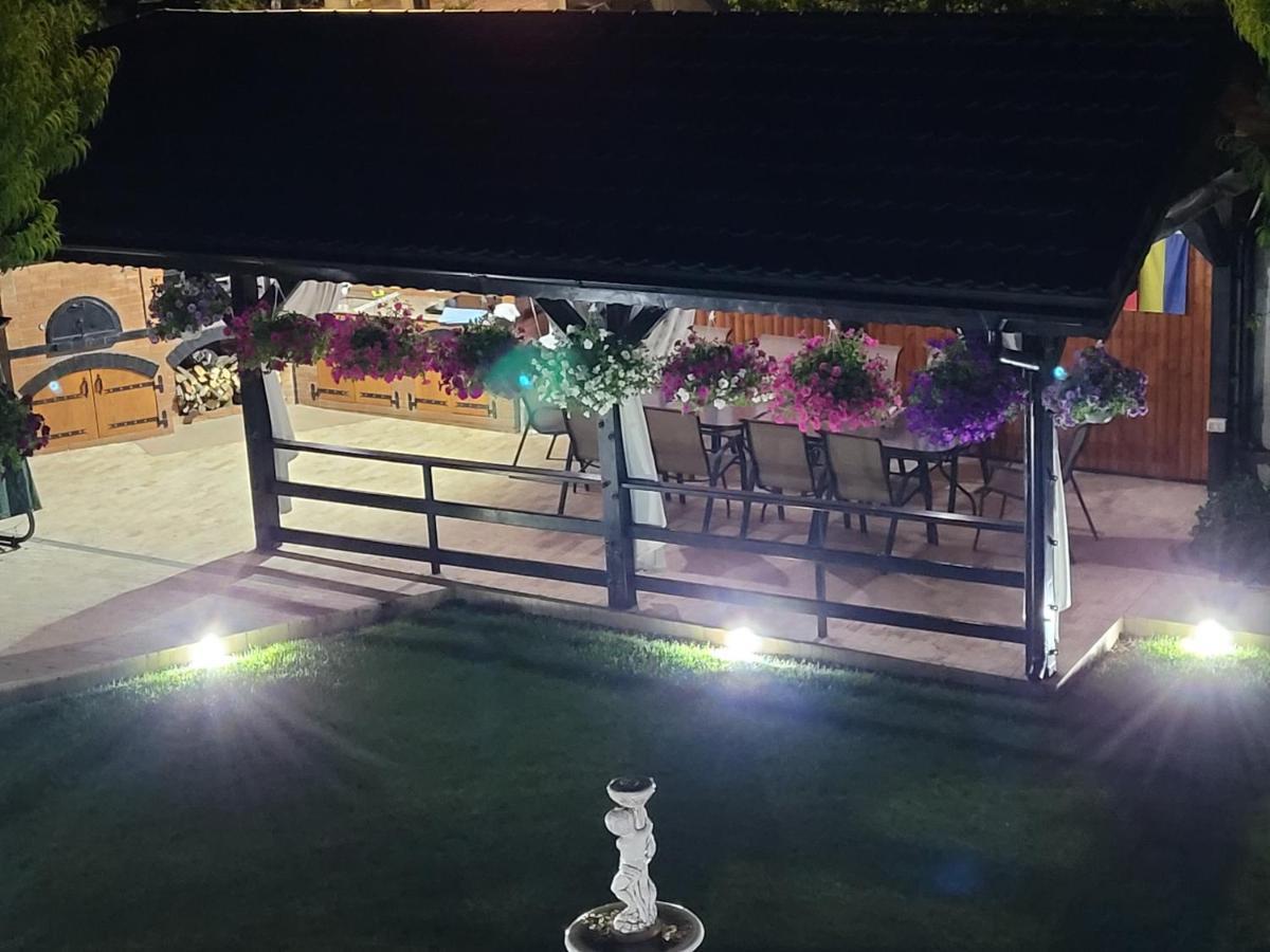 Kys House Hotel เตคีร์กิโอล ภายนอก รูปภาพ
