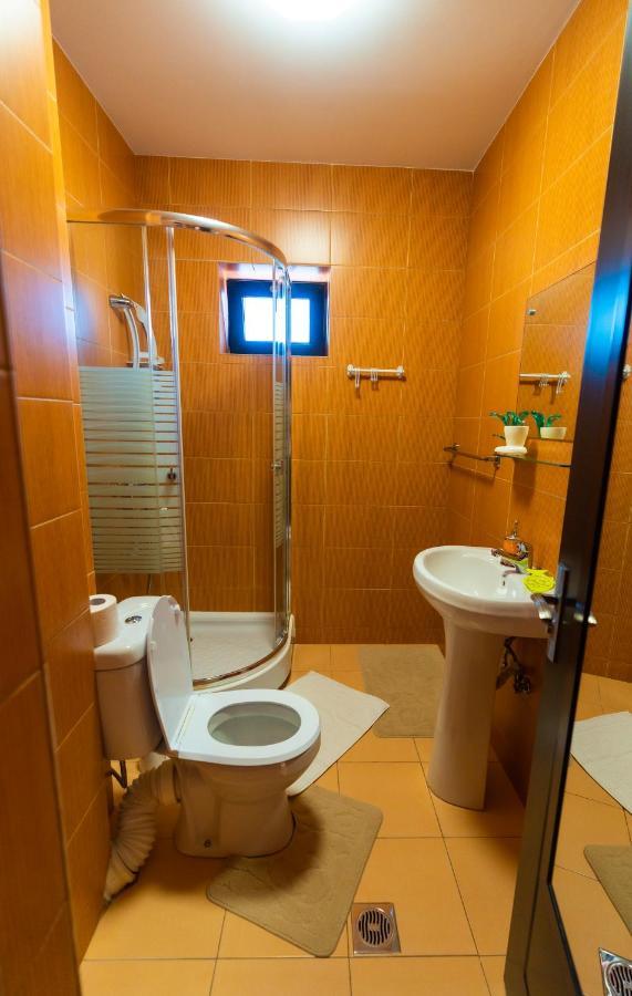 Kys House Hotel เตคีร์กิโอล ภายนอก รูปภาพ