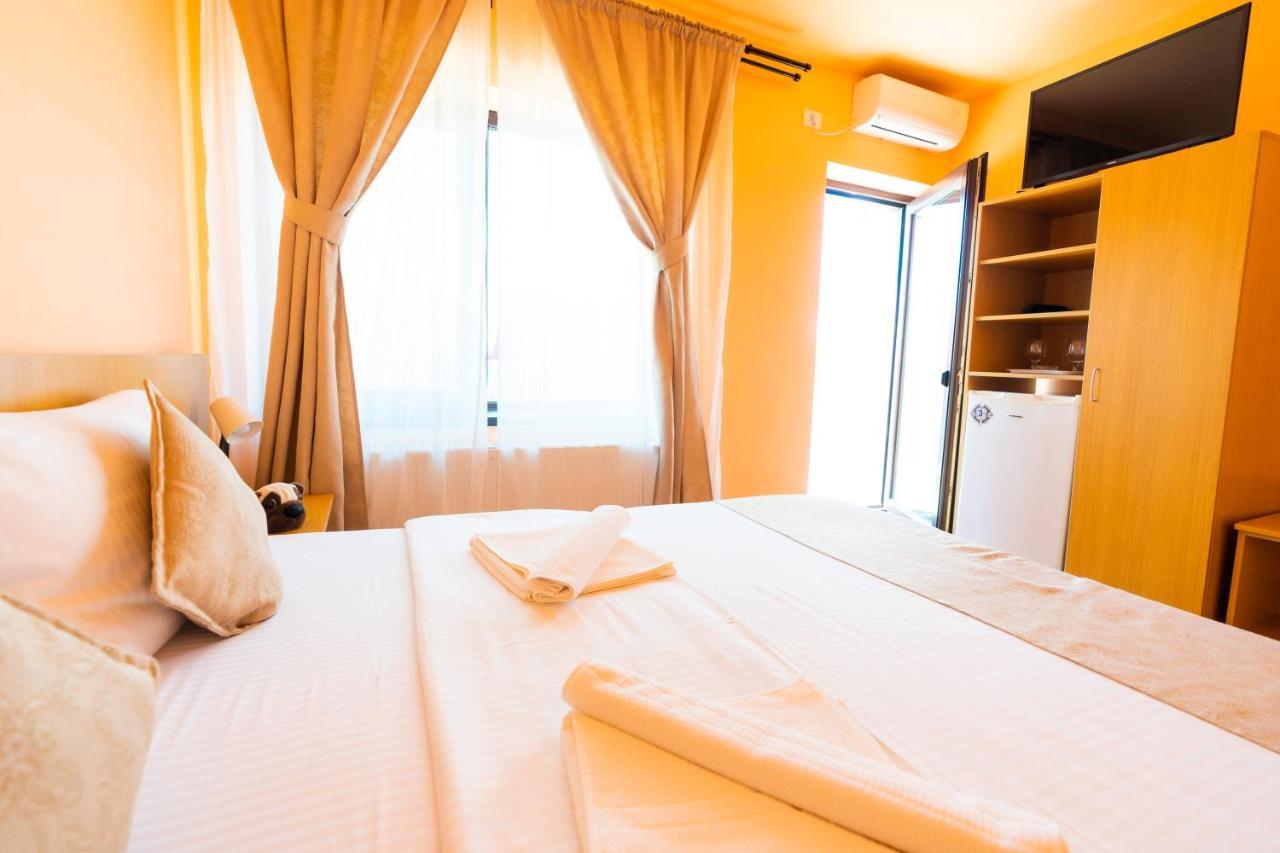Kys House Hotel เตคีร์กิโอล ภายนอก รูปภาพ