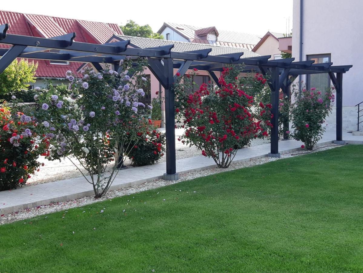 Kys House Hotel เตคีร์กิโอล ภายนอก รูปภาพ